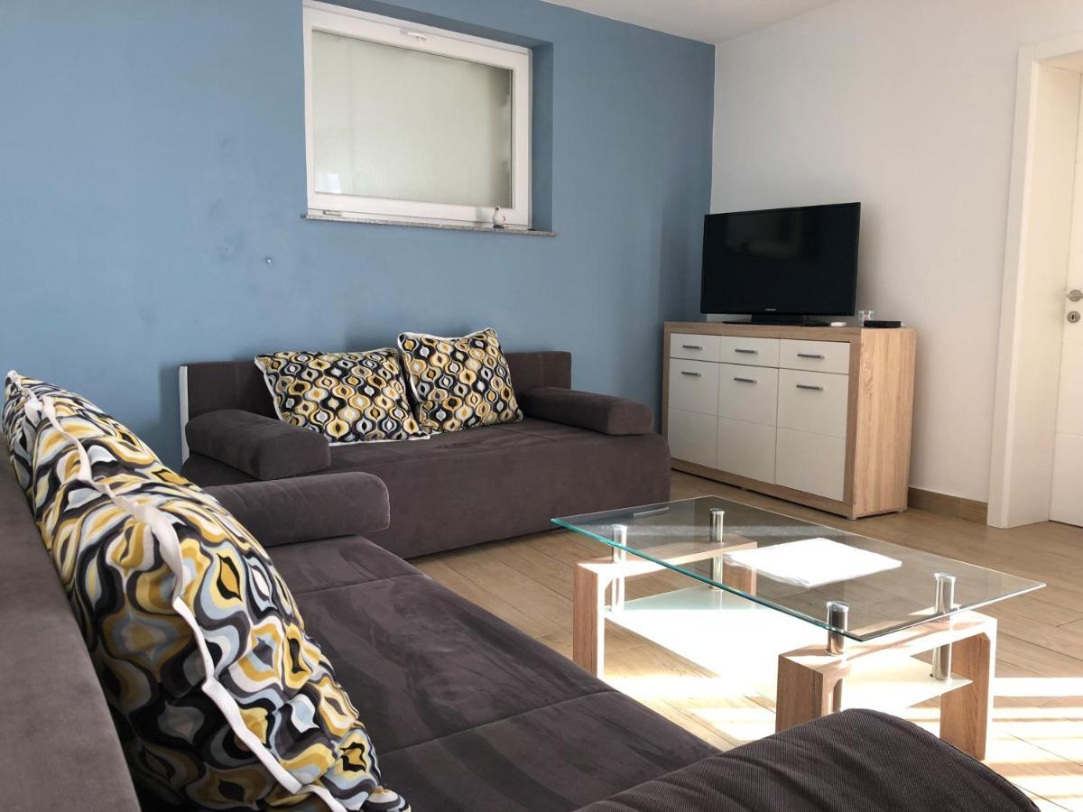 Apartmani I Sobe Ivancic1 Нови-Винодолски Экстерьер фото