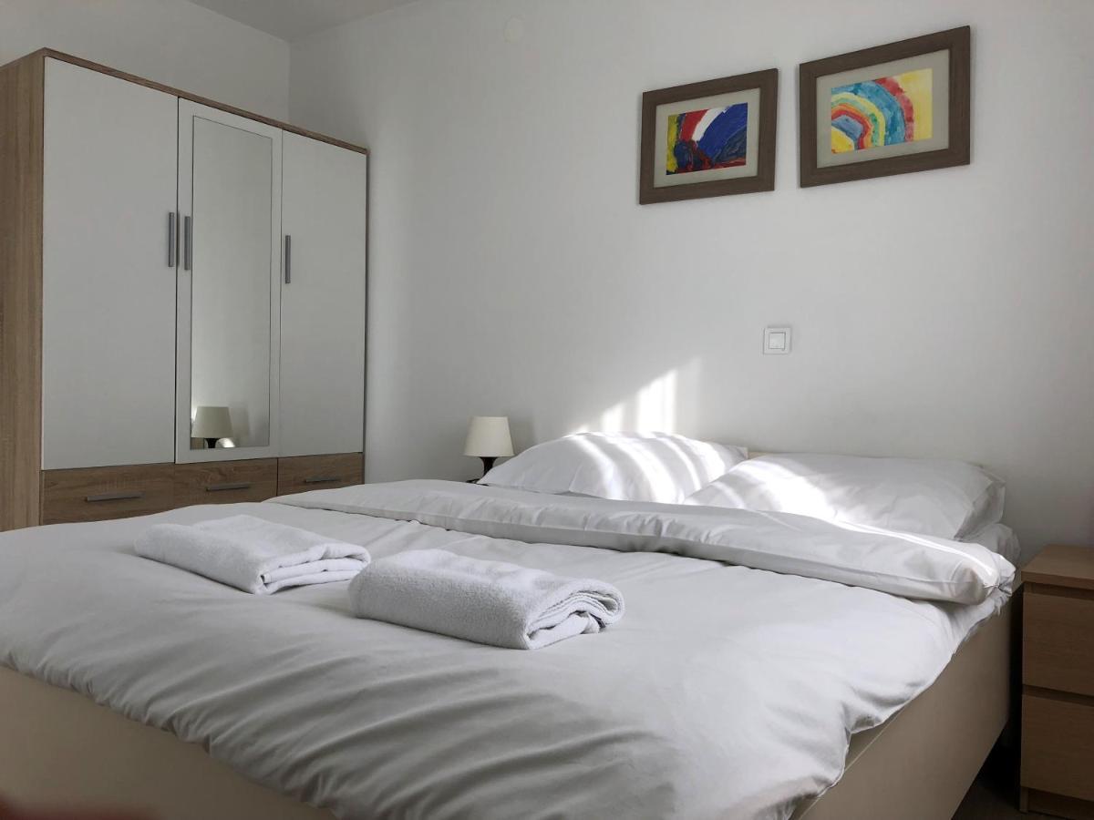 Apartmani I Sobe Ivancic1 Нови-Винодолски Экстерьер фото