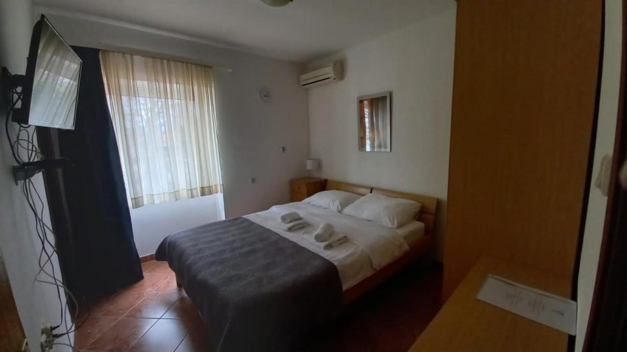 Apartmani I Sobe Ivancic1 Нови-Винодолски Экстерьер фото