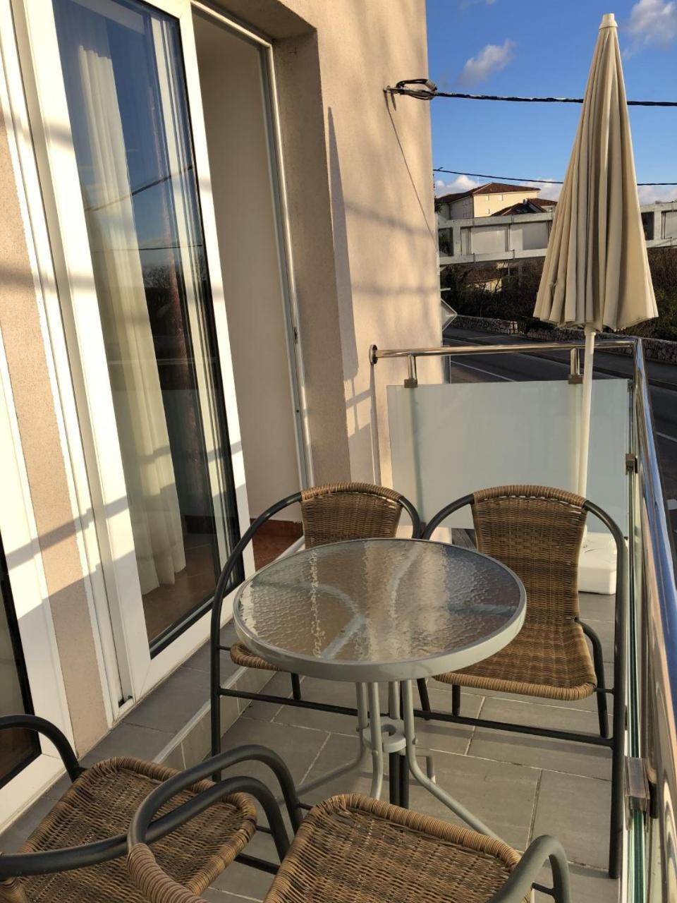 Apartmani I Sobe Ivancic1 Нови-Винодолски Экстерьер фото