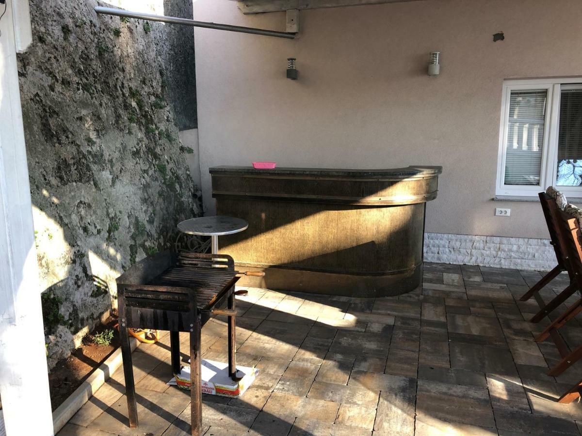 Apartmani I Sobe Ivancic1 Нови-Винодолски Экстерьер фото